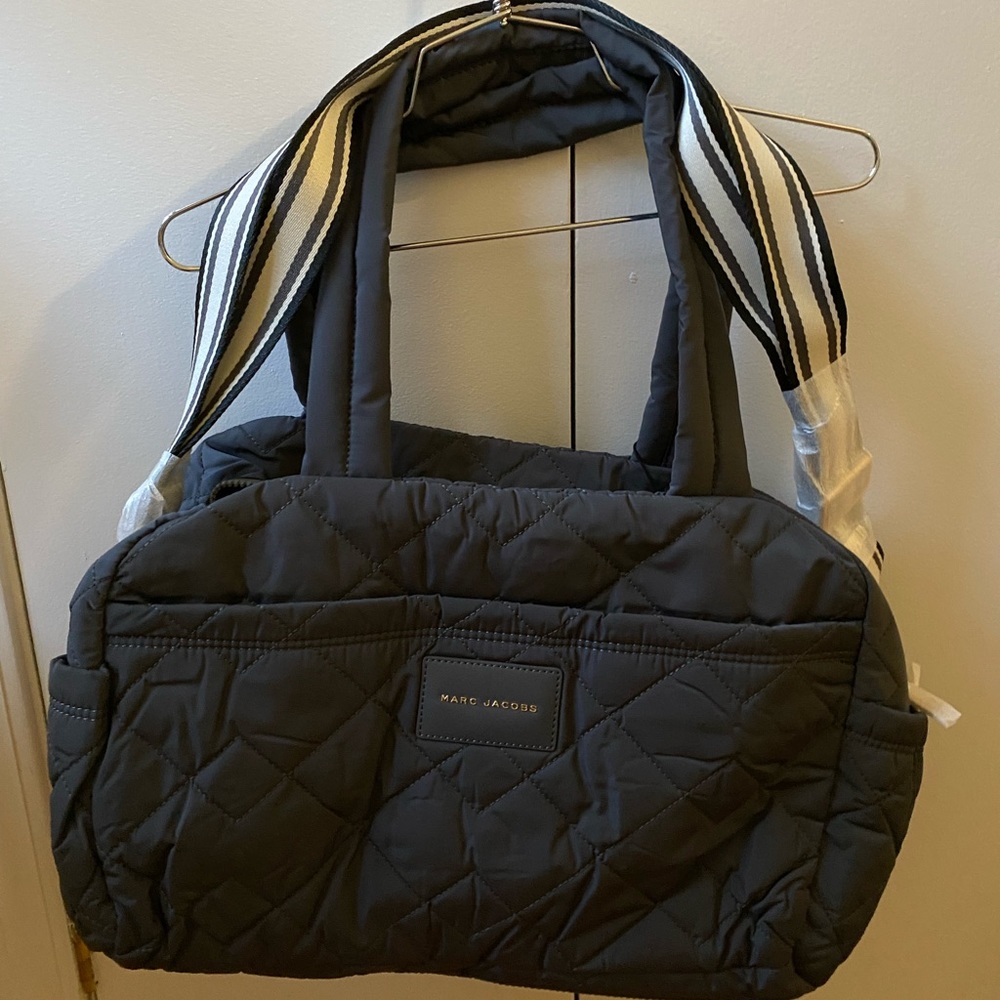 BNWT Gray Marc Jacobs Quilted Nylon Medium Weekender Bag